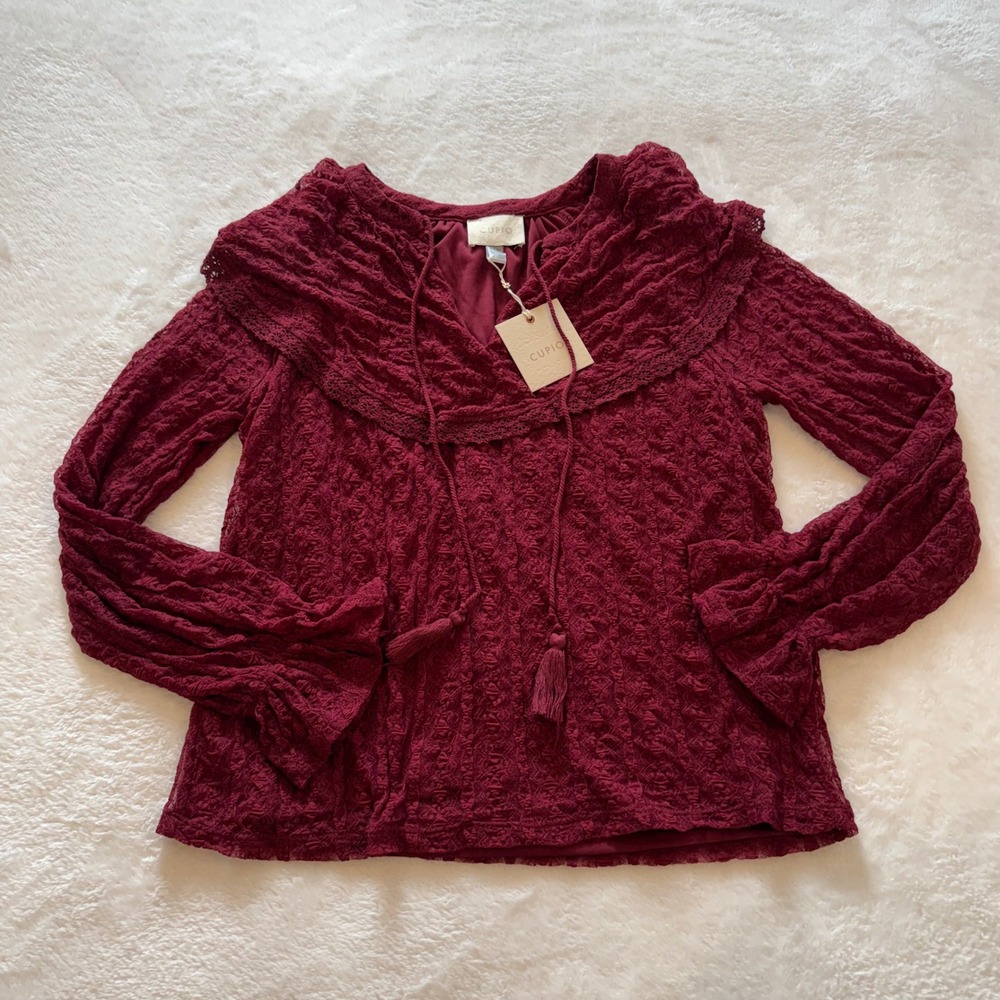 Cupio Womens Burgundy Lace Ruffle V-Neck Bell Sleeve Tassel Blouse NWT Small